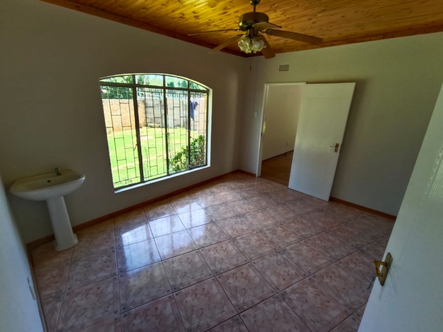 4 Bedroom Property for Sale in Elandia Free State